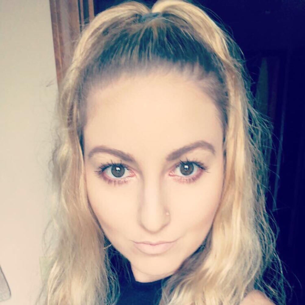 Meet your Posher, Jennifer